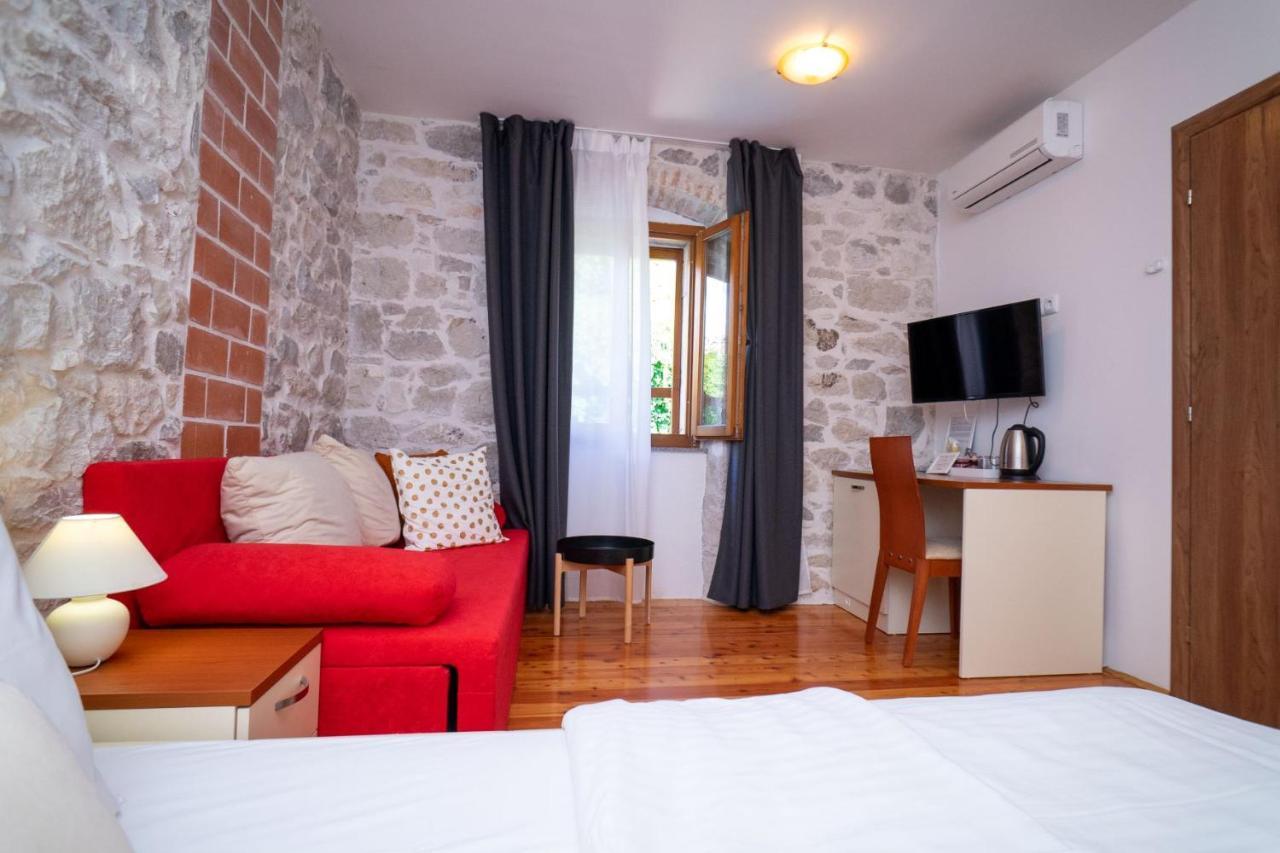 Apartments And Rooms Marino Trogir Exterior photo
