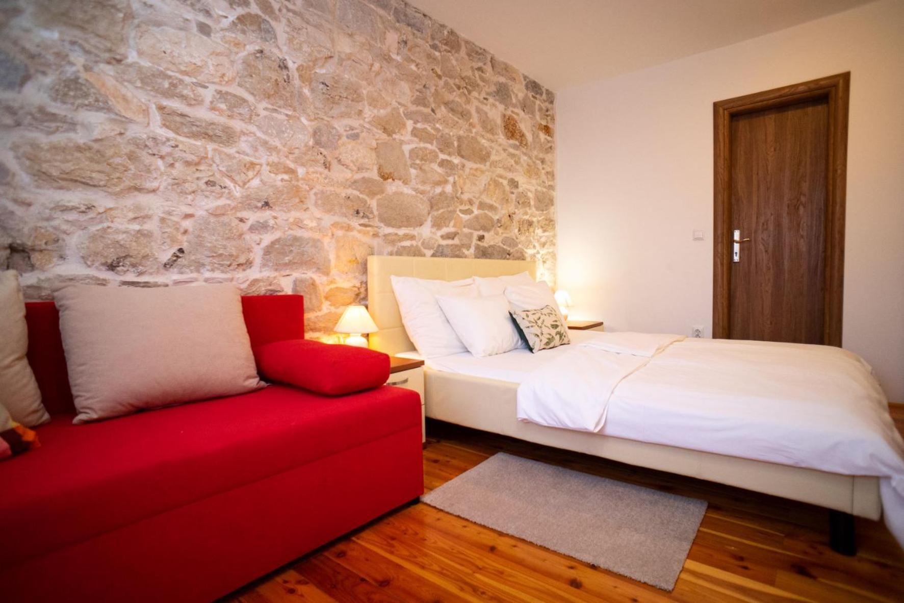 Apartments And Rooms Marino Trogir Room photo